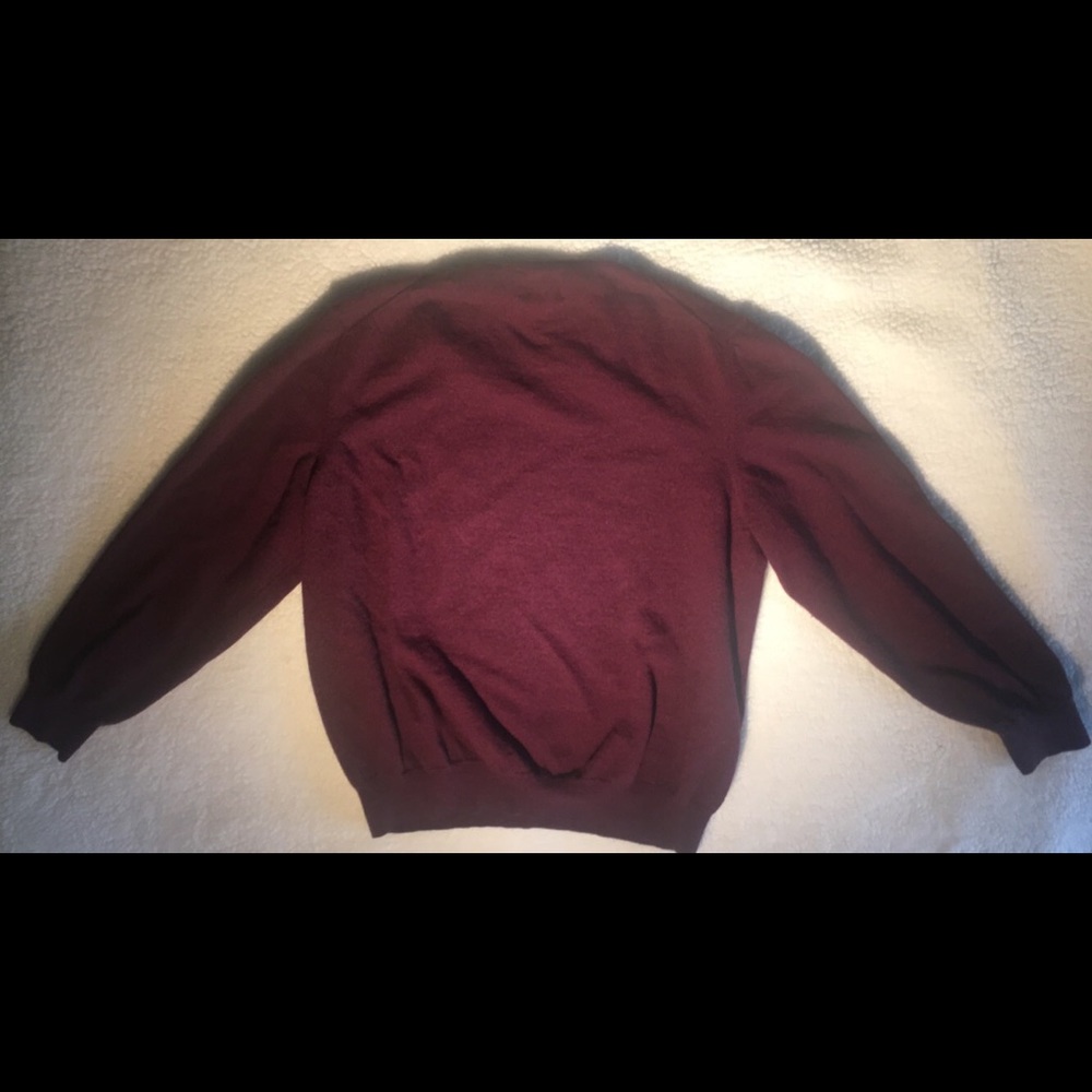 men’s v-neck wool mix Italian made sweater - Picture 3 of 4
